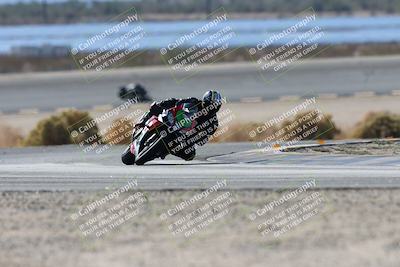 media/Nov-16-2025-Race Pace (Sun) [[8c5fa54630]]/Verified Riders/3-Turn 14 (1045am)/